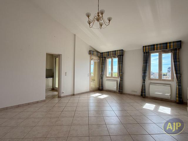 Appartement vente à Saintes