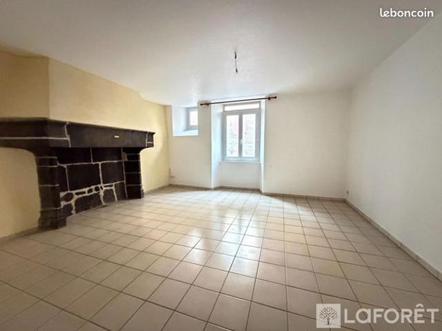 Appartement vente à Saint-Flour, Saint-flour