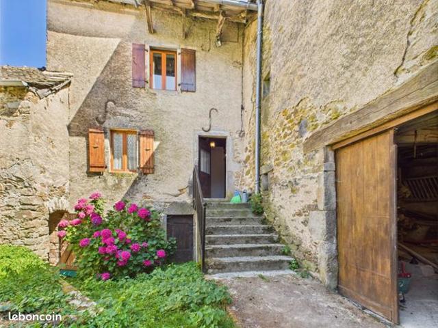 Appartement vente à Villefranche-de-Rouergue, Rieupeyroux