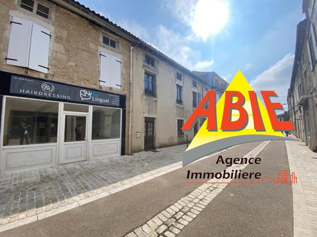 Appartement vente à Niort, Sauzé-vaussais