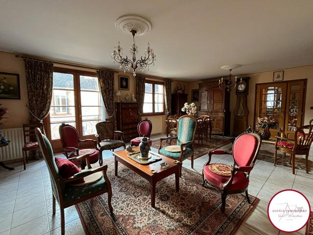 Appartement vente à Saint-Amand-Montrond, Saint-amand-montrond