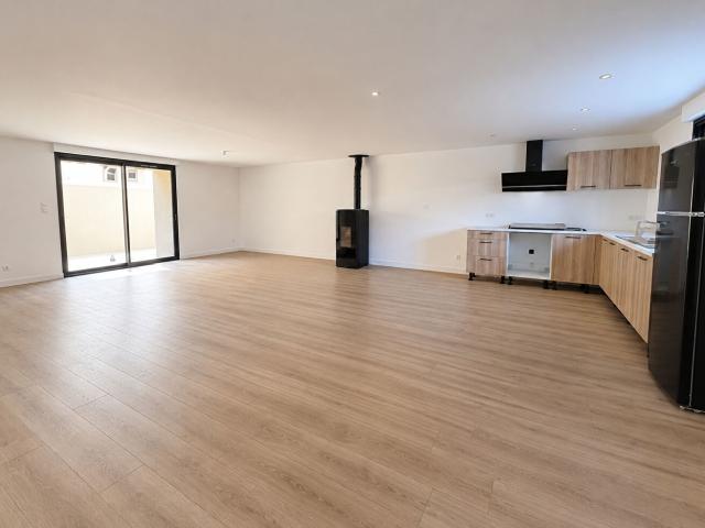 Appartement vente à Esmoles, Arpajon-sur-Cère