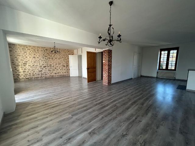 Appartement location à Le Gripel, Noirétable