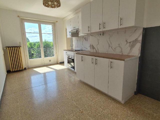 Appartement location à Bourg-en-Bresse, Pont-de-vaux