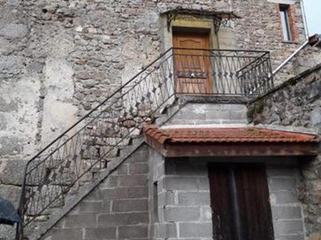 Appartement vente à Montbrison, Saint-thurin