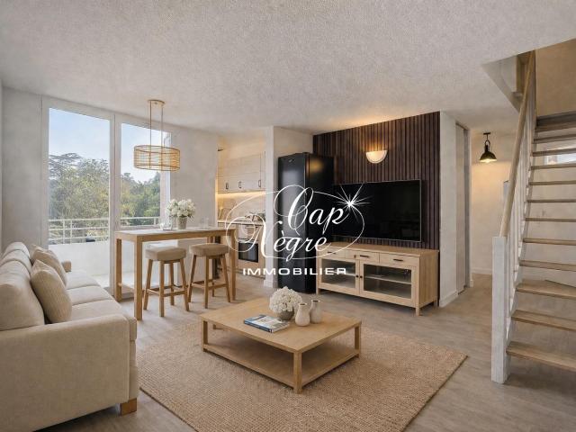 Appartement vente à Arrondissement de Toulon, Le Lavandou