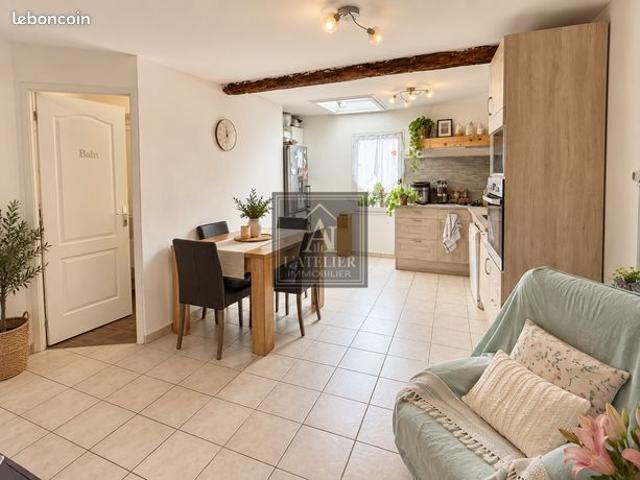 Appartement vente à Arrondissement de Toulon, Solliès-toucas