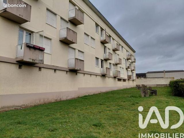 Appartement vente à Saint-Amand-Montrond, Saint-amand-montrond