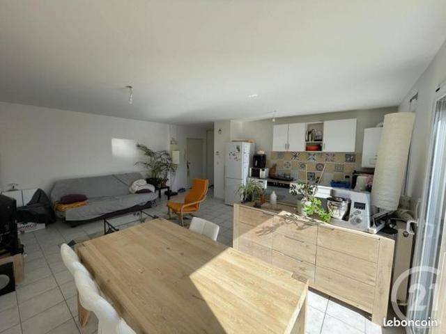 Appartement vente à Bourg-en-Bresse, Montmerle-sur-saône
