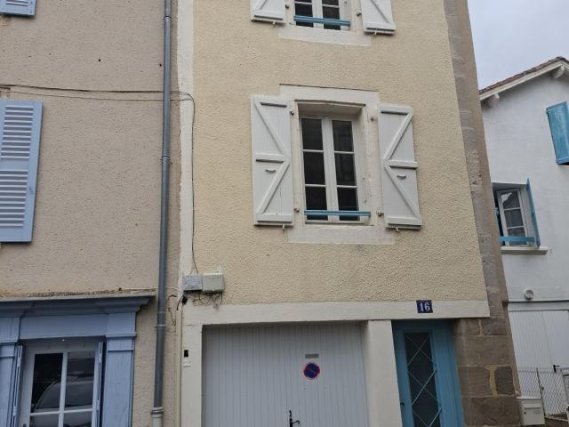 Appartement vente à Saint-Céré, Lot