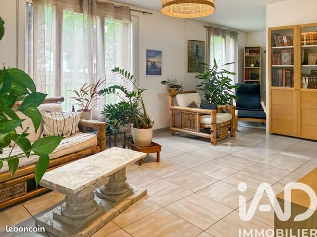 Appartement vente à Torcy, Brie-comte-robert