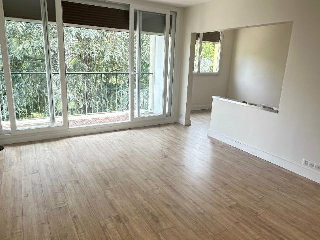 Appartement vente à France métropolitaine, Buc