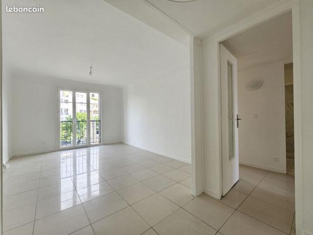 Appartement vente à Bobigny, Romainville