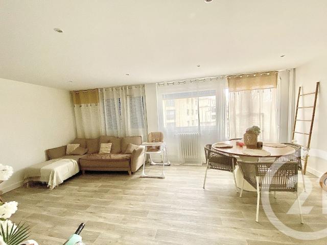 Appartement vente à Saint-Étienne, Saint-etienne