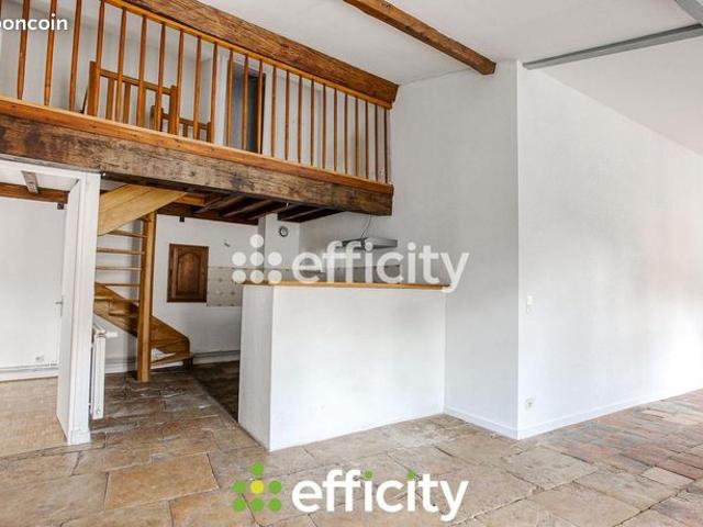 Appartement vente à Saint-Amand-Montrond, Cogny
