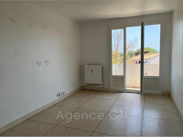 Appartement location à Arrondissement de Toulon, Hyères