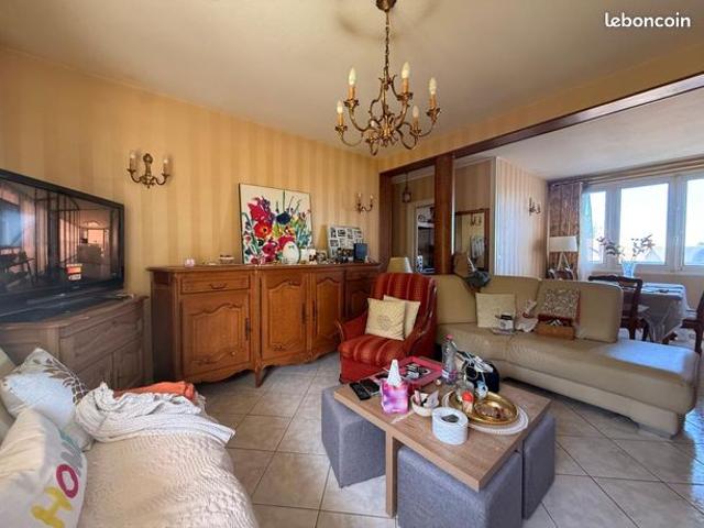Appartement vente à Saint-Quentin, Saint-quentin