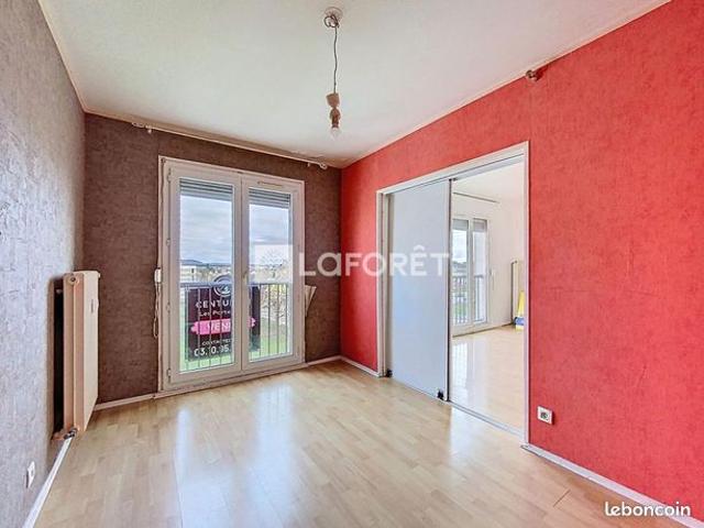 Appartement vente à Neufchâteau, Vittel