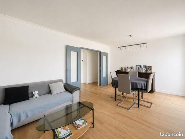 Appartement vente à Créteil, Le Plessis-trévise