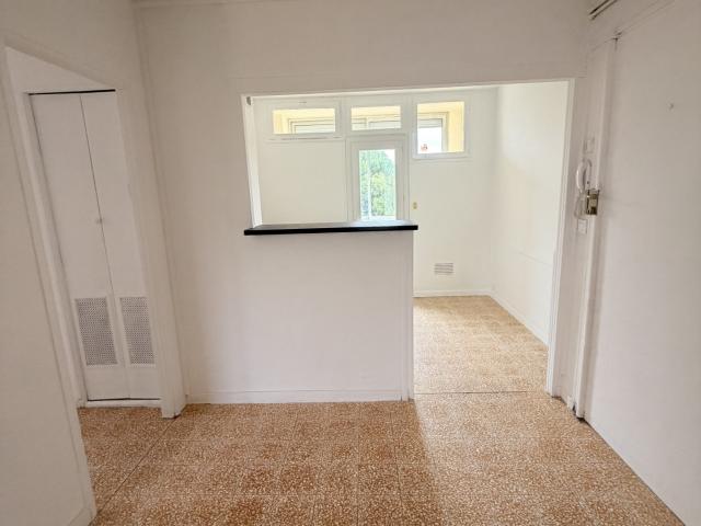 Appartement vente à Ville Active, Nîmes