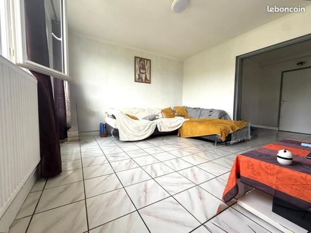 Appartement vente à Créteil, Le Plessis-trévise