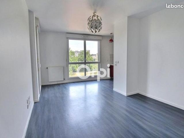 Appartement vente à Fleury-Mérogis, Essonne