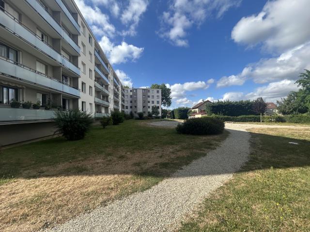 Appartement vente à Versailles, Bois-d'arcy