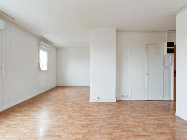 Appartement vente à Florence Desbureaux, Reims