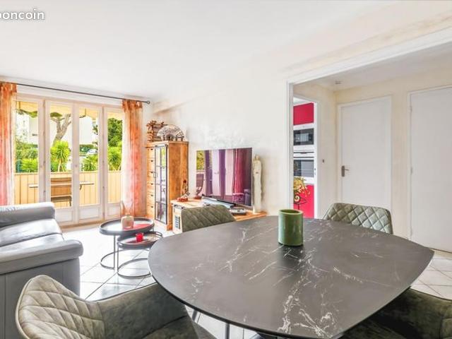 Appartement vente à Grasse, Saint-laurent-du-var