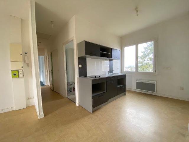 Appartement location à Saint-Martin-de-la-Place, Gennes-Val-de-Loire