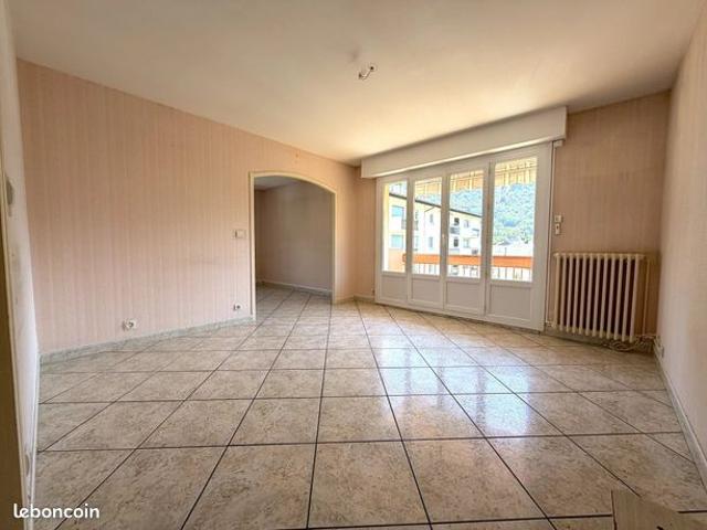 Appartement vente à Saint-Jean-de-Maurienne, Saint-jean-de-maurienne