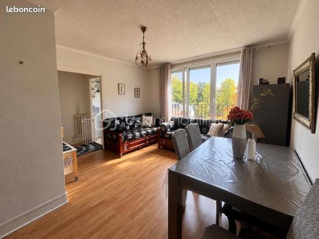 Appartement vente à Saint-Maurice, Puy-de-Dôme