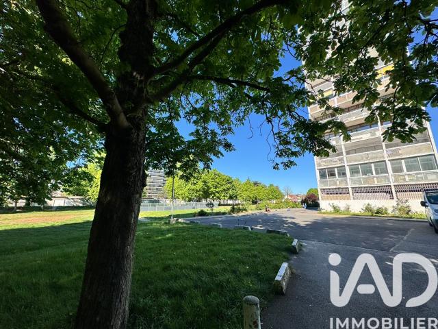 Appartement vente à Évry, Petit-bourg
