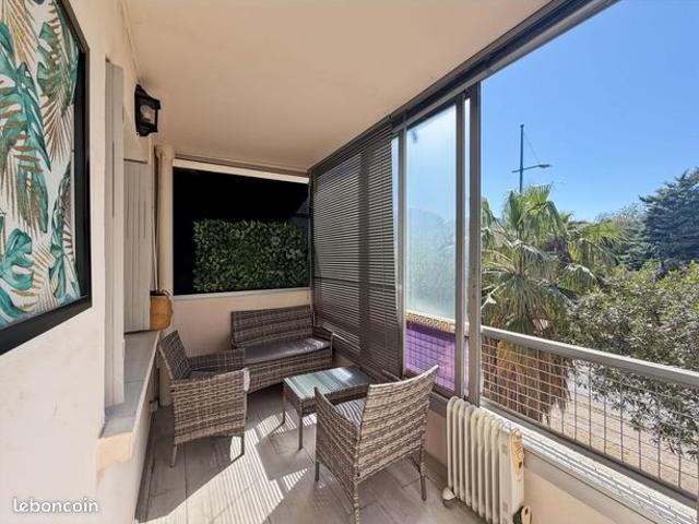 Appartement vente à Arrondissement de Toulon, Hyères