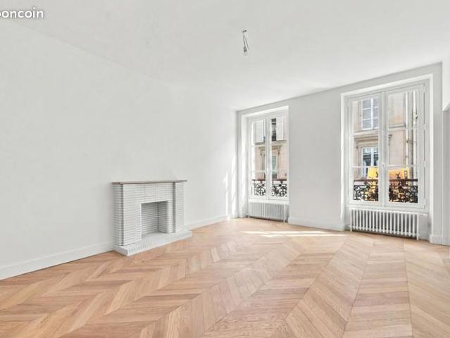 Appartement vente à Paris, Île-de-France