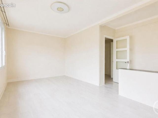 Appartement vente à Saint-Denis, La Courneuve
