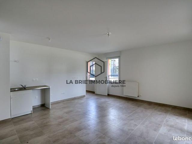 Appartement vente à Torcy, Emerainville