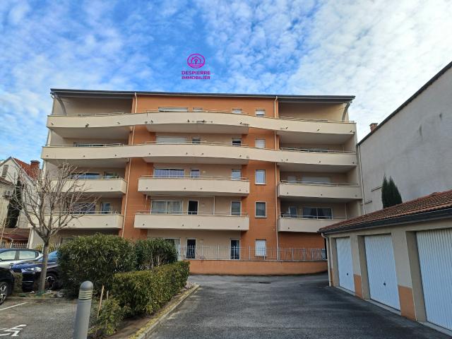 Appartement vente à Quartier des Préfabriquées, Le Péage-de-Roussillon