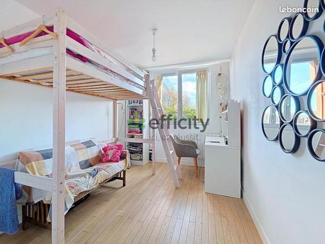 Appartement vente à Créteil, Le Plessis-trévise