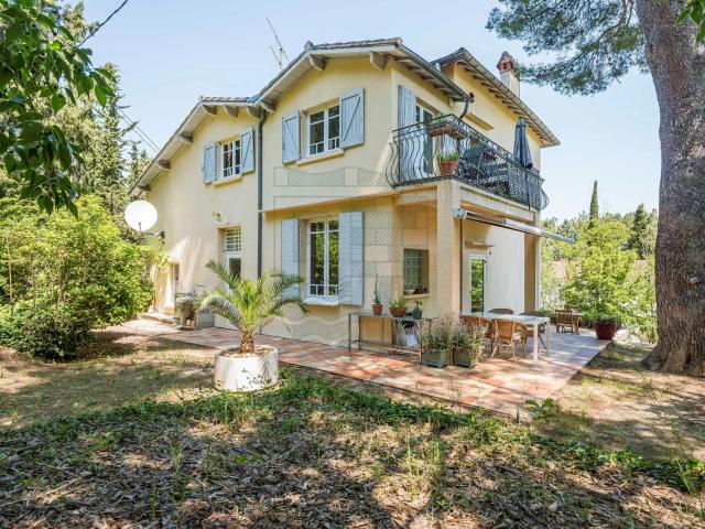 Appartement vente à Aix-en-Provence, Aix-en-provence