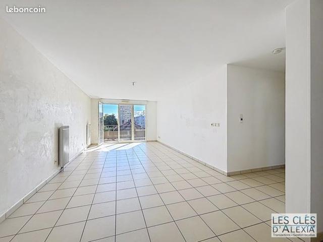 Appartement vente à Saint-Priest, Ardèche