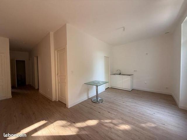 Appartement vente à Privas, Le Teil