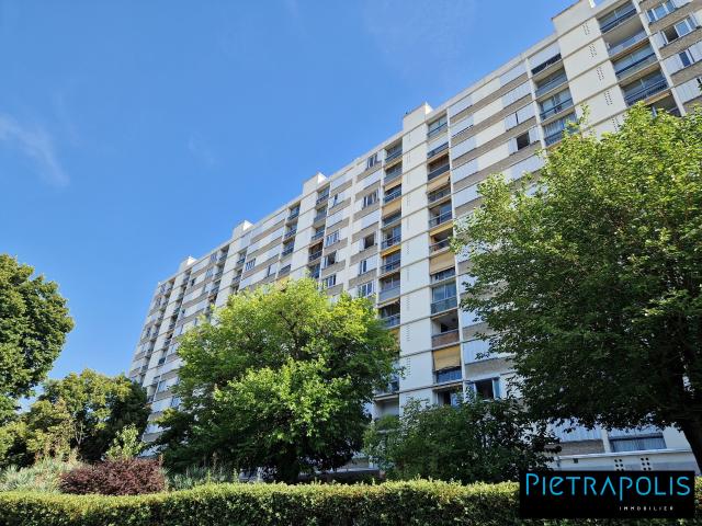 Appartement vente à Les Essarts, Bron