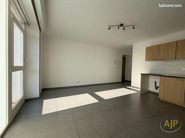 Appartement vente à Saintes, Gémozac