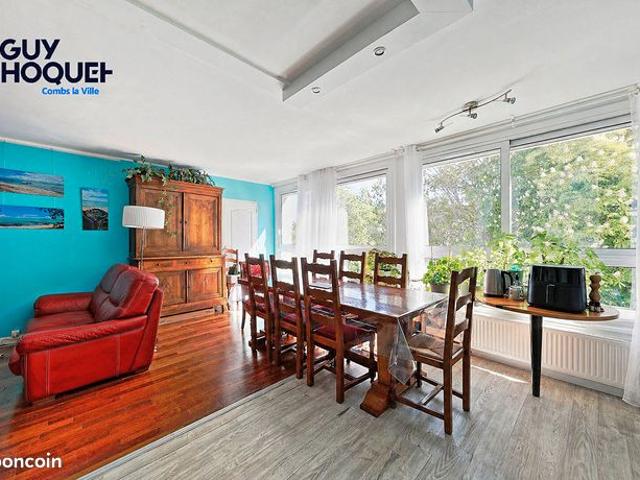 Appartement vente à Melun, Combs-la-ville