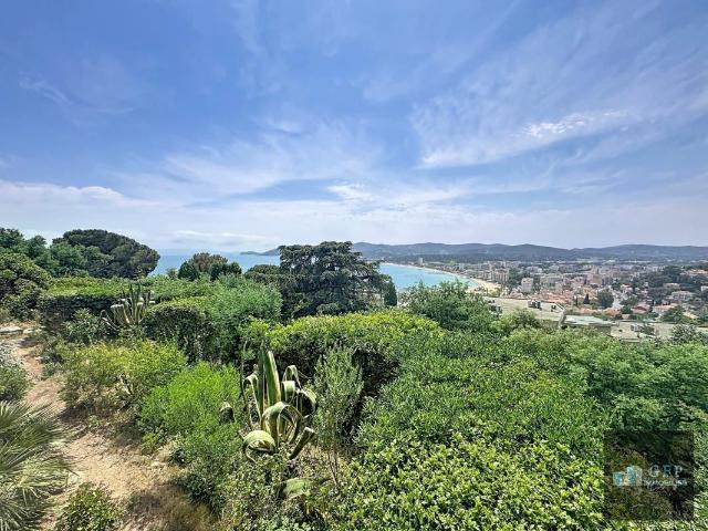 Appartement vente à Arrondissement de Toulon, Le Lavandou