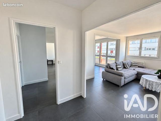 Appartement vente à Fleury-les-Aubrais, Loiret
