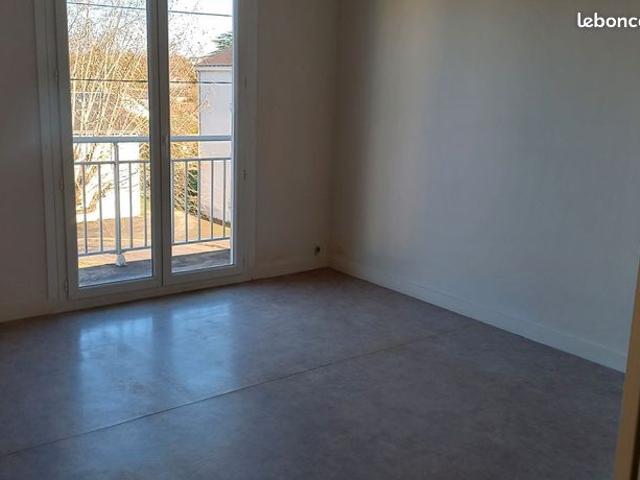 Appartement vente à Chinon, Saint-paterne-racan