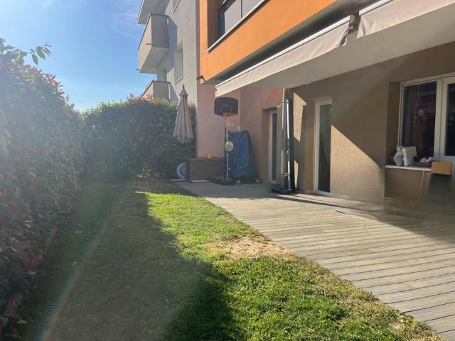 Appartement vente à Saint-Julien-en-Genevois, Cranves-sales
