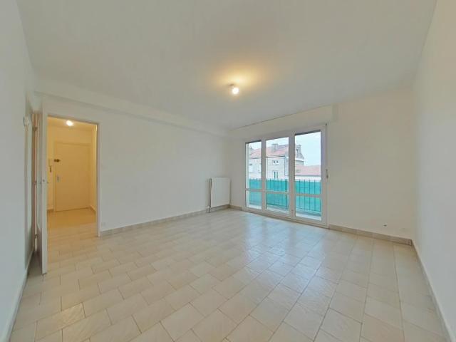 Appartement location à Saint-Étienne, Saint-genest-lerpt
